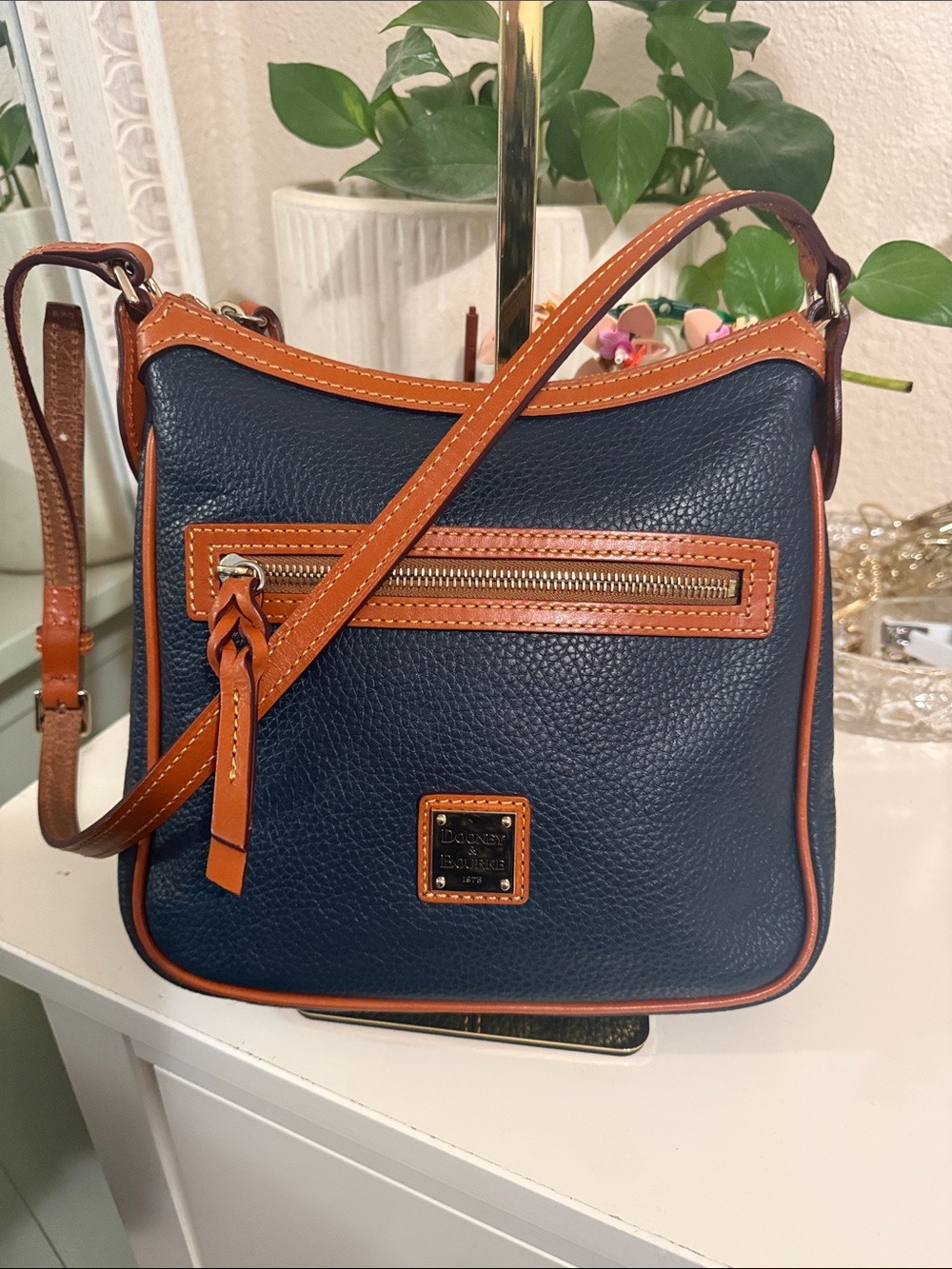 Dooney and bourke Pebble Grain Presley bag